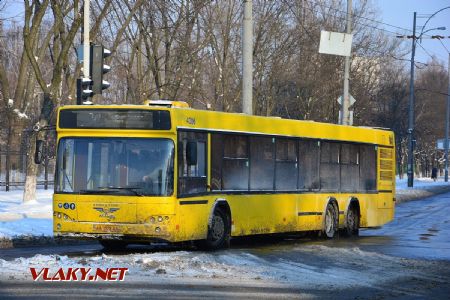 25.02.2018 - Kyjev, metro Lisova, bus ev. č. 4206 © Václav Vyskočil