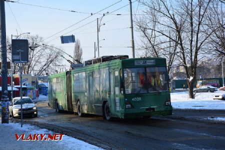 25.02.2018 - Kyjev, metro Lisova, trolejbus ????-12.03 ev. č. 4028 © Václav Vyskočil