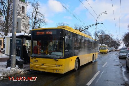 25.02.2018 - Kyjev, zast. Muzeum historie, trolejbus Bogdan T70110 ev. č. 1377 © Václav Vyskočil