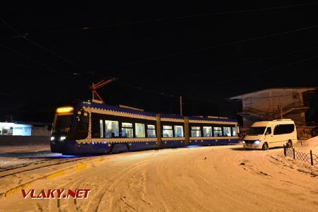 25.02.2018 - Kyjev, hlavní nádraží, tramvaj PESA 71-414K¨ev. č. 761 © Václav Vyskočil