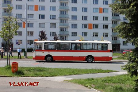 18.05,2019 - Hradec Králové, Pod Strání: autobus Karosa B732.1654 (32792/1993) č. 202 na odstavném stanovišti © PhDr. Zbyněk Zlinský