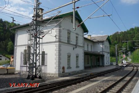 Laubenbachmühle, pekne rekonštruovaná stará staničná budova z roku 1907 slúži ako prevádzkové centrum NÖVOGu, 26.05.2019 © Juraj Földes 