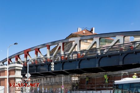13.05.2019 - Praha, Negrelliho viadukt: nový železniční most na Karlínském spojovacím viaduktu © Jiří Řechka