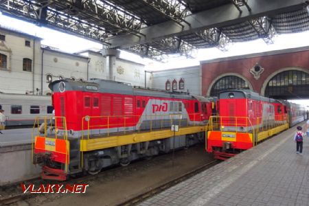 Moskva, Kazaňské nádraží, lokomotivy ČME3T, 7.8.2019 © Jiří Mazal