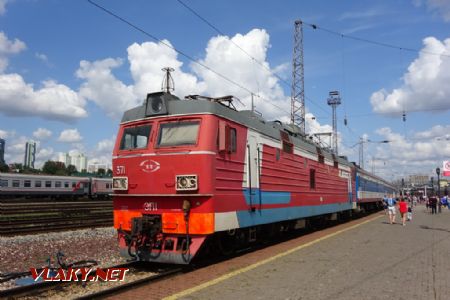 Krasnojarsk, lokomotiva ř. EP1 z Novočerkaského závodu vyrobená roku 2007, 10.8.2019 © Jiří Mazal