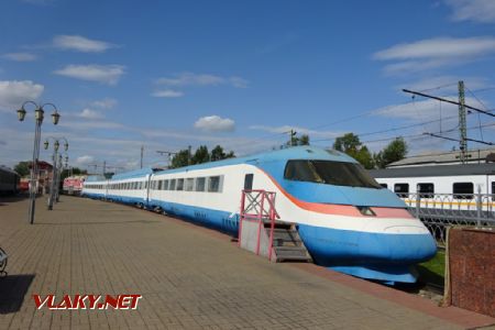 Moskevské železniční muzeum, vysokorychlostní jednotka Sokol-250 z r. 2000, 7.8.2019 © Jiří Mazal