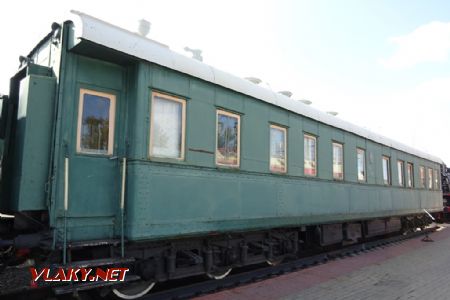 Moskevské železniční muzeum, šestinápravový vůz č. 70015 z r. 1907, přestavěný r. 1932 na služební, 7.8.2019 © Jiří Mazal
