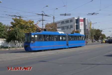 Bukurešť: V2A-T poblíž vozovny trolejbusů Bujoreni, 13. 9. 2019 © Libor Peltan