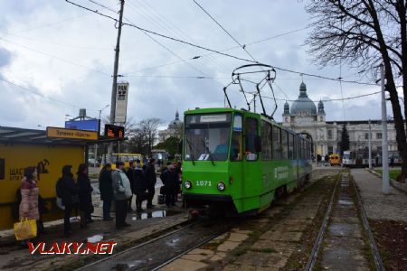 15.11.2018 - Lvov, nádraží, tramvaj ČKD Tatra KT4SU ev.č. 1071, l.č. 1 © Václav Vyskočil