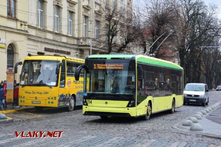 15.11.2018 - Lvov, prospekt Svobody, trolejbus Bogdan T60111 ev.č. 114 © Václav Vyskočil