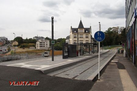 24.08.2018 – Luxembourg: konec tramvajové trati před centrem – zastávka Stäreplatz/Étoile © Dominik Havel