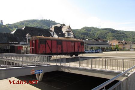 26.08.2018 – Bernkastel-Kues: železniční vagon na parkovišti © Dominik Havel
