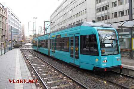 11.03.2019 – Frankfurt/M.: tramvaj typu R na Beseler Platz © Dominik Havel