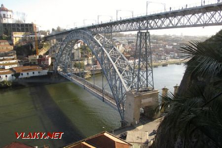 13.03.2019 – Porto: Elevador dos Guidais, výhled na Ponte Dom Luis © Dominik Havel