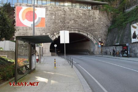 13.03.2019 – Porto: zastávky před tunelem da Ribeira © Dominik Havel