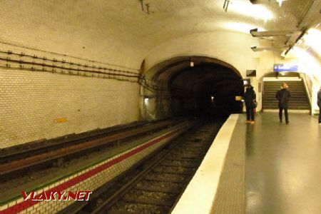 16.03.2019 – Paříž: Mirabeau (10), spojení obou směrů do jednoho tunelu © Dominik Havel