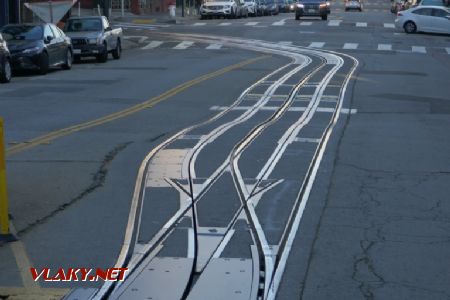 Cable Car výhybka a splítka v Powell Street, 7. 2. 2020 © Libor Peltan