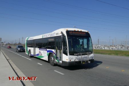 Antioch: autobus místní dopravy, 13. 2. 2020 © Libor Peltan