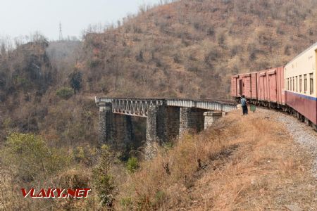 Marec 2020 - Najkrajší most na trati Thazi – Heho © Tomáš Votava