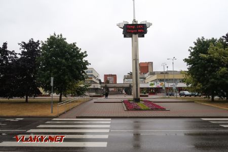 07.07.2019 – Visaginas: obchodní centrum z konce 70. let naproti radnici u autobusové zastávky Parko gatvé © Dominik Havel