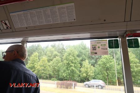 07.07.2019 – Visaginas: v interiéru autobusu typu MAN A21 NL313 z roku 2002 se střídají německé nápisy z Hamburku a litevské z Vilniusu © Dominik Havel