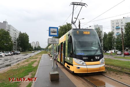 08.07.2019 – Riga: tramvaj typu Škoda 15T1 ForCity Alfa z roku 2012 přijela na konečnou linky 1 Imanta © Dominik Havel