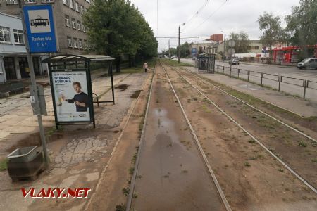 08.07.2019 – Riga: nevelmi udržovaný svršek tramvajové trati u zastávky Rankas iela na severu města © Dominik Havel