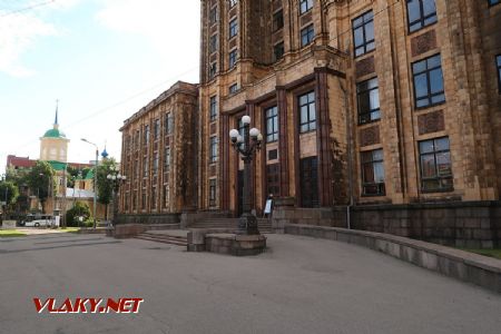 09.07.2019 – Riga: vstup do budovy akademie věd v typicky stalinském slohu © Dominik Havel