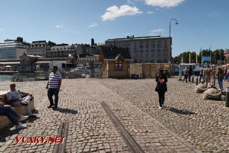 10.07.2019 – Helsinki: zbytky širokorozchodné vlečkové koleje, od 80. let neprovozní, v přístavu Kauppatori/Salutorget © Dominik Havel