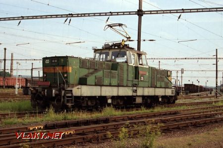 Lokomotiva 111.019 (Z 6) na nádraží Střed, 24.8.2000 © Pavel Stejskal