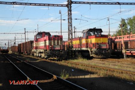 Stroje 731.024 (Z 3) a 731.022 (Z 1) dne 1.10.2015 na vjezdovém nádraží © Pavel Stejskal