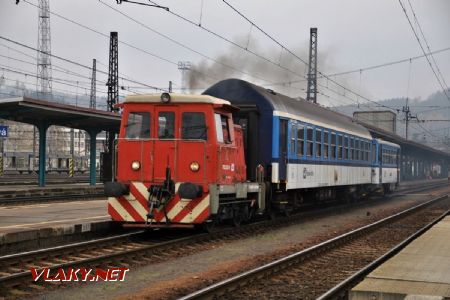 Lokomotiva 702.029 na posunu v osobním nádraží dne 23.11.2016 © Pavel Stejskal