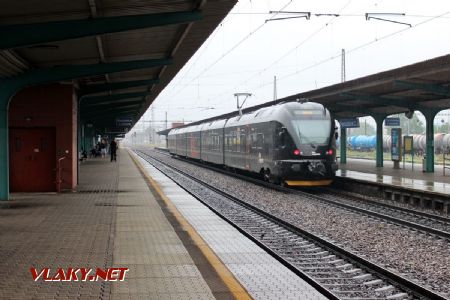 20.06.2020 - Pardubice hl.n.: 480.004-1 přijíždí jako LE 1251 ''Leo Express'' Praha hl.n. - Bohumín © PhDr. Zbyněk Zlinský