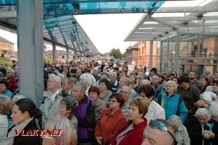 O otevření terminálu byl mezi občany města zájem dne 15.9.2010 © Pavel Stejskal