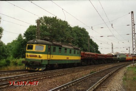 Lokomotiva 181.051 v čele návozu lokomotiv do Dlouhé Třebové pro kavalkádu, 26.8.1995 © Pavel Stejskal