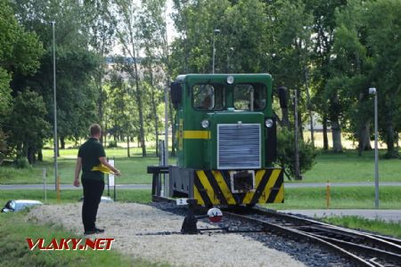 Stanice Kastély, lokomotiva při objíždění soupravy, 12.7.2020 © Jiří Mazal
