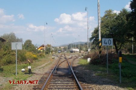 Rimavská Baňa, Začiatok koľajiska stanice zo smeru Rimavská Sobota; 21.09.2018 © Michal Čellár