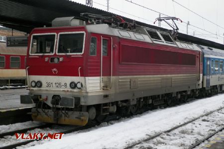 361.125 s vlakom v konečnej stanici. Žilina, 16.1.2019 © S.Langhoffer