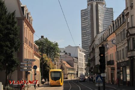 Mulhouse: tramvaj a Věž Evropy, 17. 8. 2018 © Libor Peltan