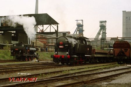 Lokomotivy 310.922 a 328.011 na OKD v Prostřední Suché dne 4.5.1997. © Pavel Stejskal