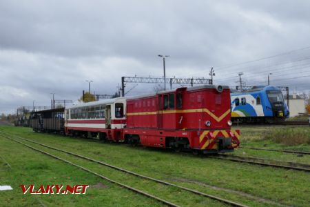 Koszalin Wąsk.: Lxd2 přiváží soupravu pro vlak do Rosnowa, 6. 11. 2021 © Libor Peltan