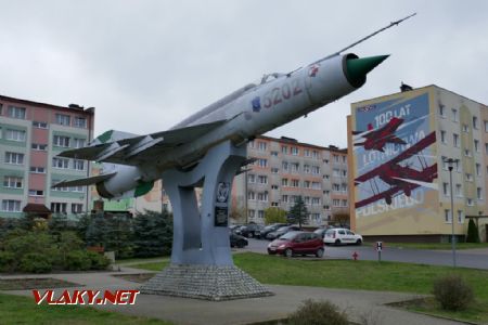 Rosnowo: MiG-21M jakožto dominanta sídliště, 6. 11. 2021 © Libor Peltan