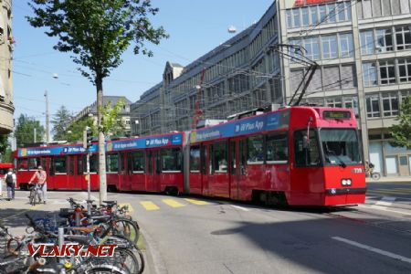 Bern, Hirschengraben: tramvaj Düwag/Vevey, 22. 7. 2021 © Libor Peltan