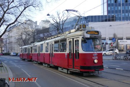 Wien/Johann-Strauß-Gasse: tramvaj E2, 24. 3. 2022 © Libor Peltan