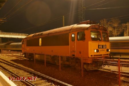 Pécs: Csörgő odstoupila od soupravy IR ze Szombathely, 25. 3. 2022 © Libor Peltan