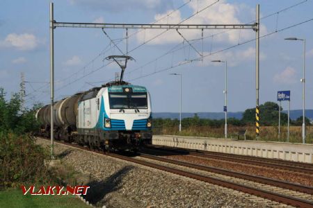 383 052, vlak Unipetrolu směřuje do Brna; Horky u Čáslavi 16.9.2021 © Jan Kubeš