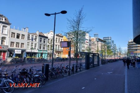 Utrecht: Hlavní ulice pro MHD, kola a pěší © Tomáš Kraus, 17.4.2022