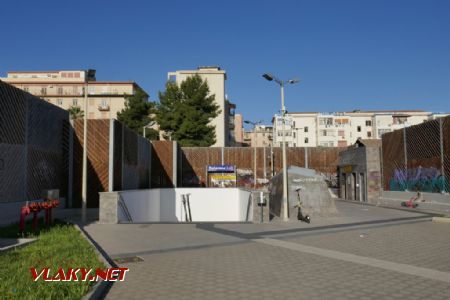 Palermo Lolli: vstup do stanice “metra”, 15. 5. 2022 © Libor Peltan