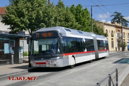 Lyon/Cuire: trolejbus Cristalis ETB18 před odjezdem na dieselagregát, 25. 5. 2022 © Libor Peltan