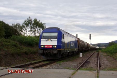 Začneme vlakom neštátneho dopravcu, okrem manipuláku jeden z tých, ktoré nesklamú - BorsodChem expres, 1.9.2022, Slatinka © S.Langhoffer